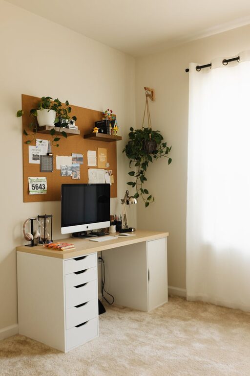 Cómo crear un espacio de trabajo en casa cómodo y eficiente